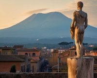 Descubre Pompeya y el Vesubio en una Excursión de un Día